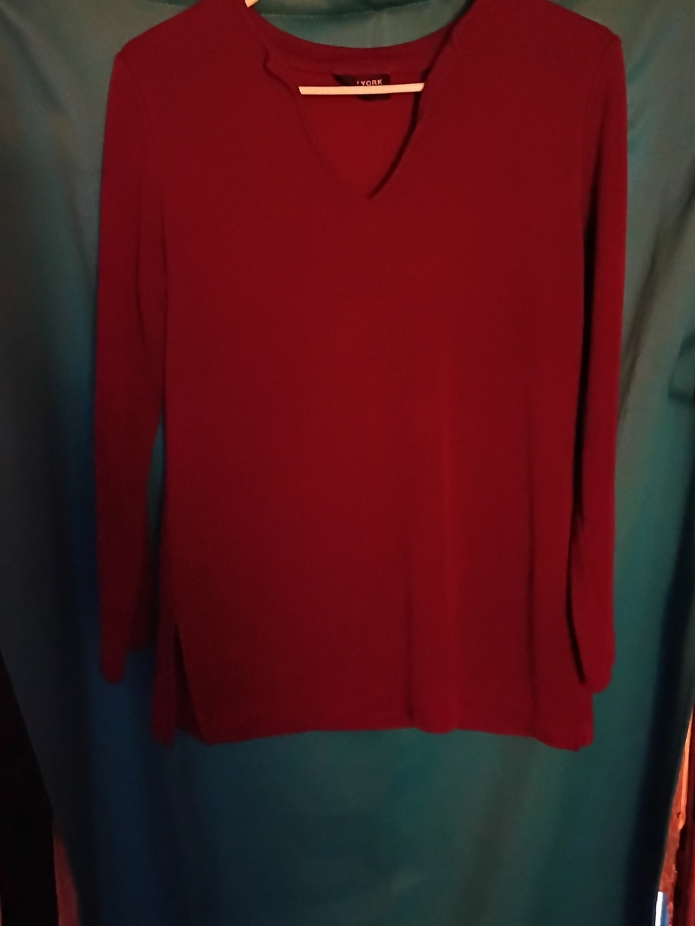 🎆New York & Company Deep Red V-Neck Tunic